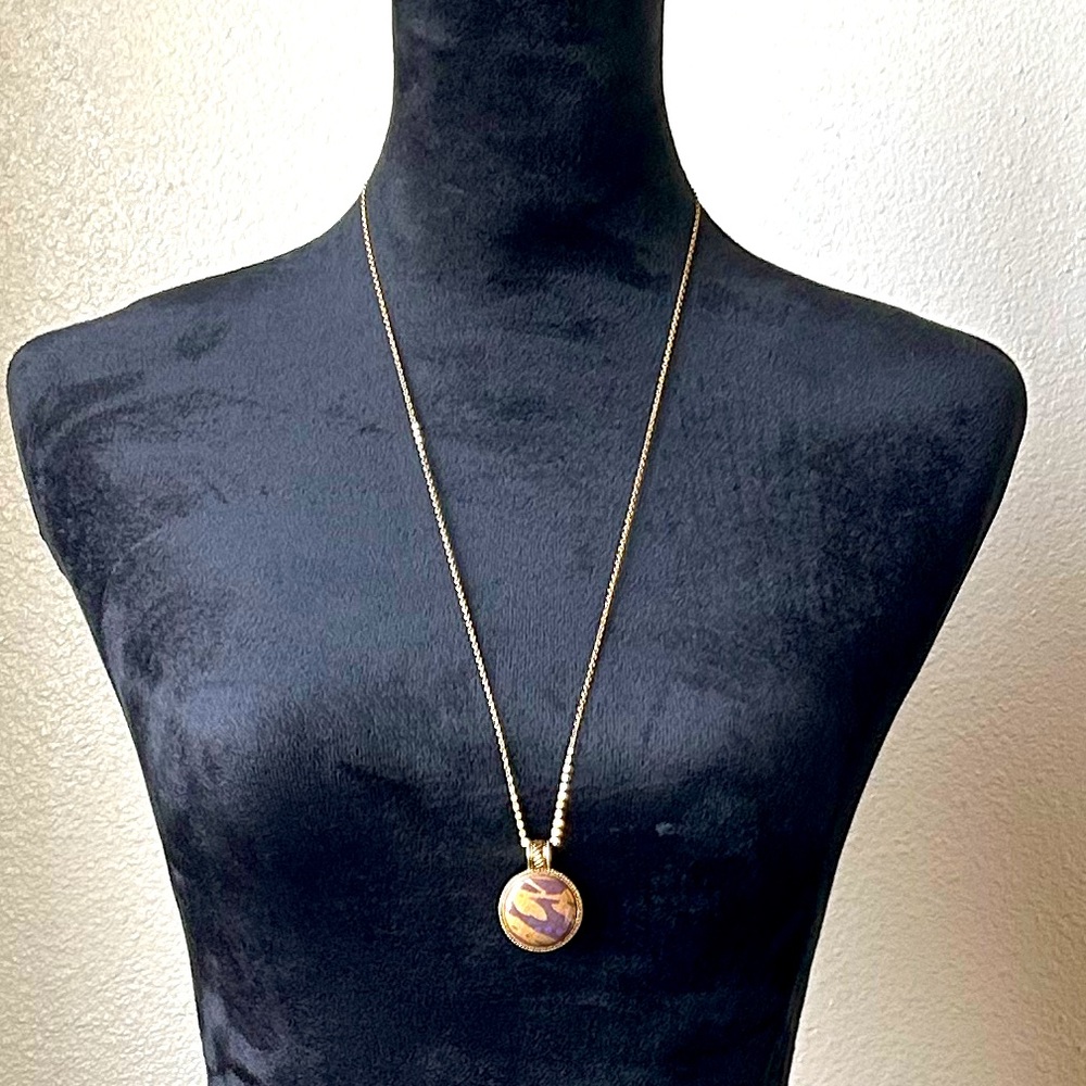 Vintage necklace magnabilities.com